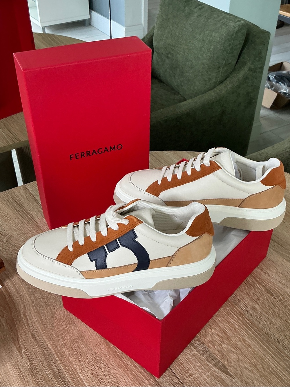 Salvatore Ferragamo Men’s Cream & Tan Leather Low-Top Sneakers
